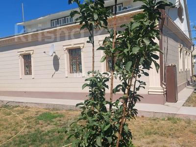 Отдельный дом · 7 комнат · 245 м² · 6.5 сот., И. Тоқтыбаева 4а. — Жақаева угол Тоқтыбаева. за 43 млн 〒 в 