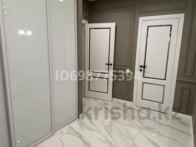 2-бөлмелі пәтер · 67 м² · 6/10 қабат, Самал 82 — Коняхина, бағасы: 35 млн ₸ в Уральске