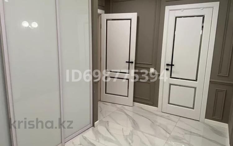 2-бөлмелі пәтер · 67 м² · 6/10 қабат, Самал 82 — Коняхина, бағасы: 35 млн ₸ в Уральске — фото 2