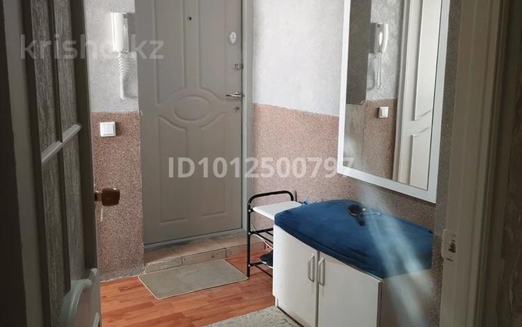 3-бөлмелі пәтер · 58 м² · 5/5 қабат, ауезова 52а, бағасы: 18 млн ₸ в Атырау, мкр Жилгородок — фото 2