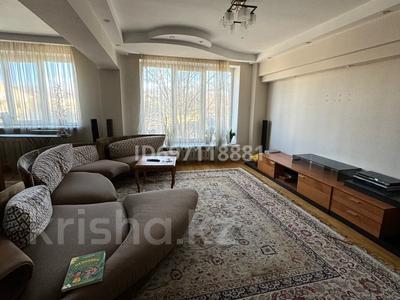 4-бөлмелі пәтер · 135 м² · 3/5 қабат, Шашкина 36, бағасы: 110 млн ₸ в Алматы, Медеуский р-н