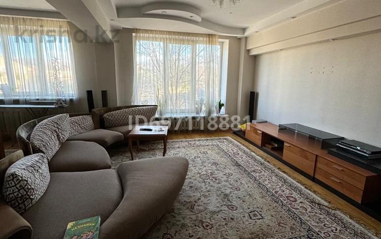 4-комнатная квартира · 135 м² · 3/5 этаж, Шашкина 36 за 110 млн 〒 в Алматы, Медеуский р-н — фото 16