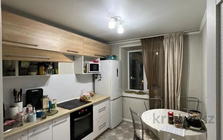 3-комнатная квартира · 65.8 м² · 10/10 этаж, Шугаева 161 за 24 млн ₸ в Семее — фото 6