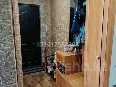 3-бөлмелі пәтер · 47.7 м² · 4/5 қабат, Строителей 4, бағасы: 12 млн ₸ в Аксу