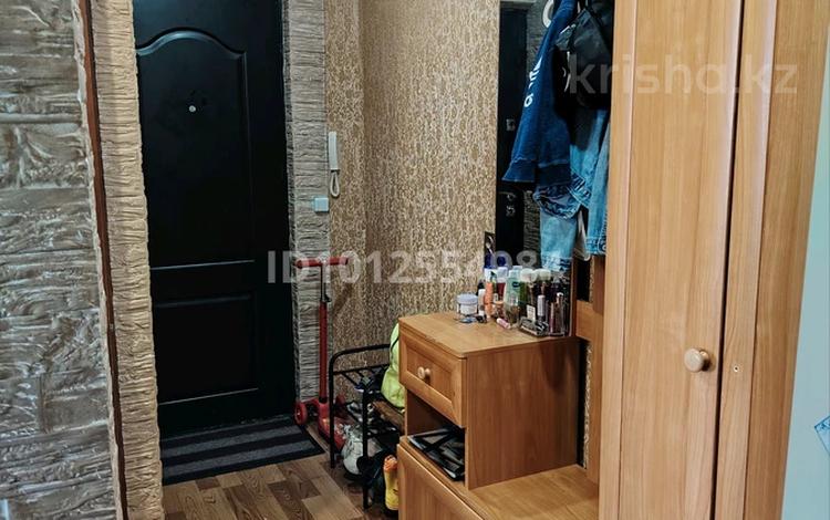 3-комнатная квартира · 47.7 м² · 4/5 этаж, Строителей 4 за 12 млн ₸ в Аксу — фото 2