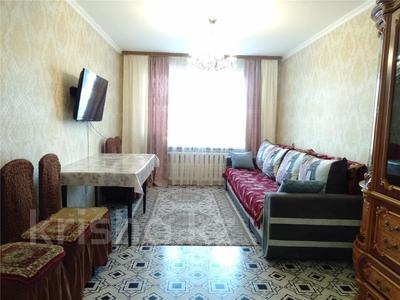 3-комнатная квартира, 69 м², 1/5 этаж, 8 МКР за 19 млн 〒 в Темиртау