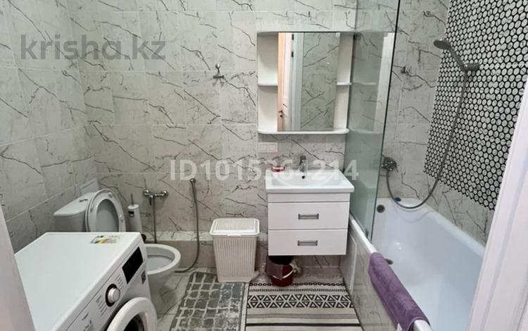 1-комнатная квартира · 40 м² · 3/16 этаж, Улы Дала 39 — Угол Улы Дала и Гейдара Алиева за 350 000 ₸ в Астане, Есильский р-н — фото 2