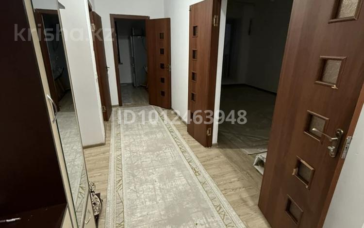 3-бөлмелі пәтер · 68 м² · 4/5 қабат, Левый берег 47, бағасы: 130 000 ₸ в  — фото 2