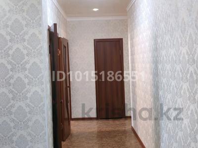 3-бөлмелі пәтер · 95 м² · 2/5 қабат, Арай-2 ш/а. 9, бағасы: 29 млн ₸ в Таразе, мкр Арай-2