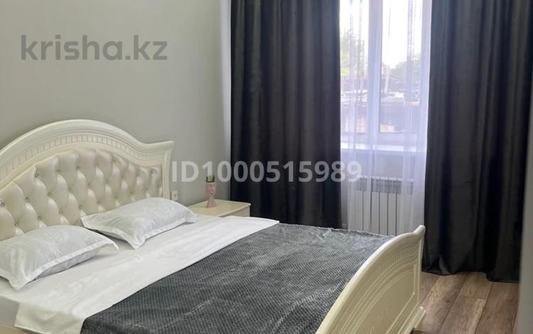 1-бөлмелі пәтер · 46 м² · 1/9 қабат, мкр. Алтын орда, Алтын Орда 24Е — Пересечение улиц Газизы Жубановой и Тауелсиздик,рядом рестобар Гараж, бағасы: 15 000 ₸ в Актобе — фото 2