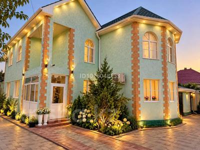 Жеке үй · 7 бөлме · 250 м² · 9 жүзд., Атырау ш/а., Несібелі 13, бағасы: 65 млн ₸ в мкр Атырау