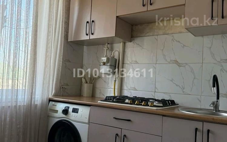 2-бөлмелі пәтер · 48 м² · 3/5 қабат, Акбулак ш/а. 18 — Рядом 36 школа,Казначейства.Садик., бағасы: 14 млн ₸ в Таразе, мкр Акбулак — фото 2