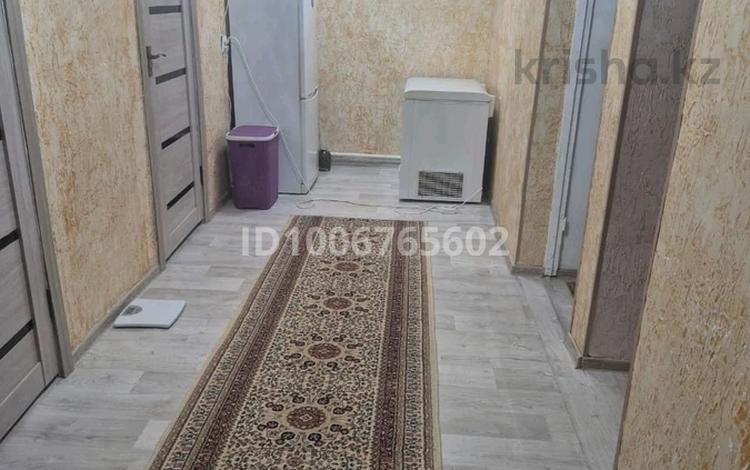 3-бөлмелі пәтер · 67.7 м² · 1/2 қабат, Мкр Акнм 8, бағасы: 30 млн ₸ в  — фото 2