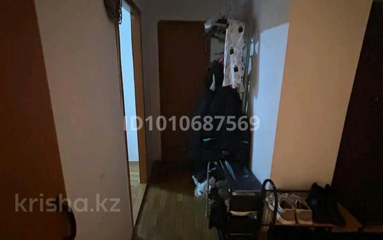 2-бөлмелі пәтер · 70.3 м² · 1/5 қабат, мкр Астана 33 — находится со стороны гор. больницы., бағасы: 21 млн ₸ в Таразе — фото 2