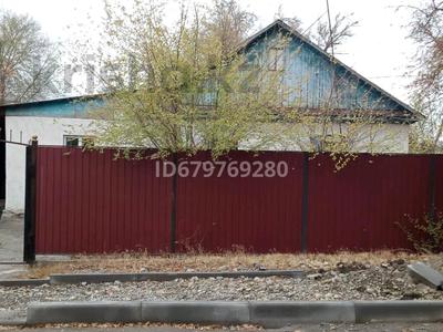 Отдельный дом · 4 комнаты · 100 м² · 8 сот., Алдабергенова 178 — Алдабергенова Алматинская за 17 млн 〒 в Талдыкоргане