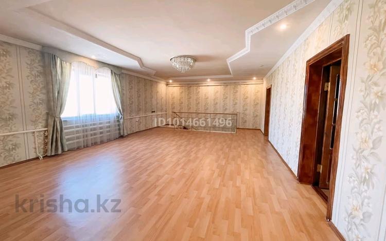 Отдельный дом · 6 комнат · 300 м² · 8 сот., мкр Кайтпас 1, Акбаев 100 — ул Алтынсарина за 1 млн ₸ в Шымкенте, Каратауский р-н — фото 2