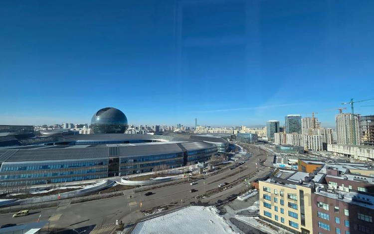 3-бөлмелі пәтер · 104.7 м² · 13/20 қабат, Турар Рыскулов 9, бағасы: 90 млн ₸ в Астане — фото 3