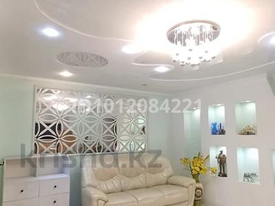 3-комнатная квартира · 74.7 м² · 2/5 этаж, Бараева 9 — Республики за 39 млн ₸ в Астане, р-н Байконур