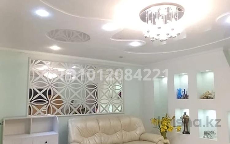 3-комнатная квартира · 74.7 м² · 2/5 этаж, Бараева 9 — Республики за 39 млн ₸ в Астане, р-н Байконур — фото 2