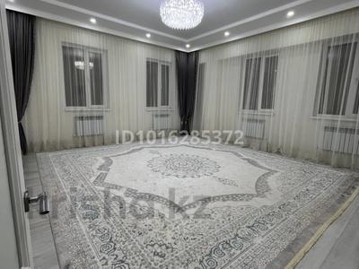 5-комнатная квартира · 160 м² · 10/13 этаж, 17-й мкр 113 за 54 млн ₸ в Актау