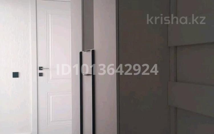 2-комнатная квартира · 48 м² · 5/9 этаж, Е 797 2 за 320 000 ₸ в Астане, Нура р-н — фото 2