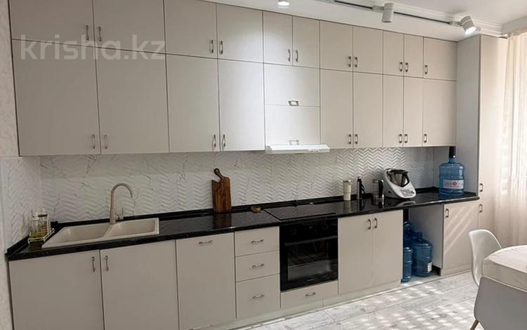 3-комнатная квартира · 107 м² · 9/12 этаж, 19-й микрорайон 28 за 40 млн ₸ в Актау, 19А мкр — фото 2