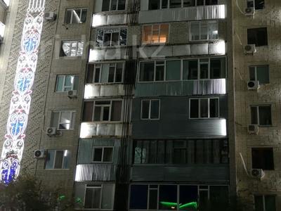 3-комнатная квартира, 53 м², 8/9 этаж, Молдагуловой 8 за 16.7 млн 〒 в Актобе
