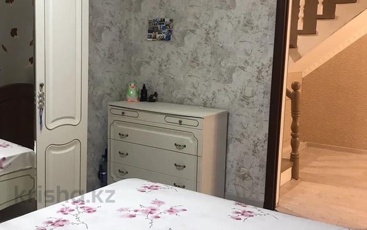 Отдельный дом · 5 комнат · 120 м² · 12 сот., 12 мкр 72 за 25.5 млн 〒 в Аксае — фото 2