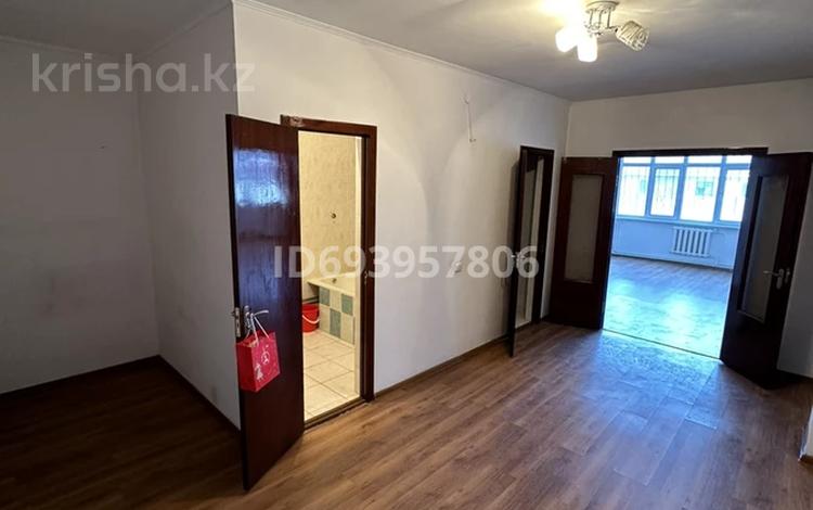 3-комнатная квартира, 95.4 м², 1/9 этаж, 4пер Капал 2А за 28 млн 〒 в Таразе — фото 2