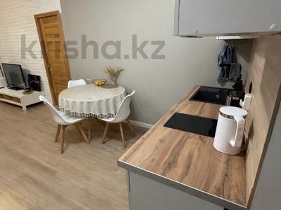 2-бөлмелі пәтер · 46 м² · 10/10 қабат, Мкр Аксай, Б. Момышулы 25, бағасы: 29.5 млн ₸ в Алматы, Ауэзовский р-н