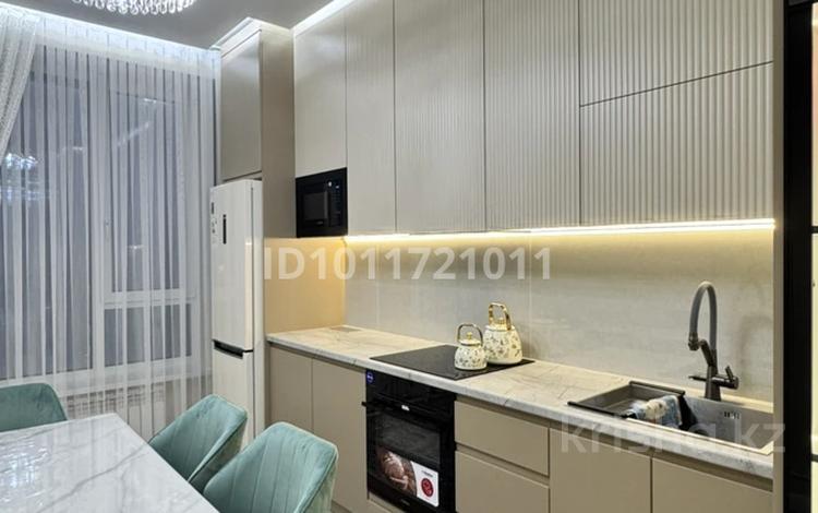 2-комнатная квартира · 55 м² · 10/13 этаж, Байдибек би стр. 127/7 за 280 000 ₸ в Шымкенте, Абайский р-н — фото 2