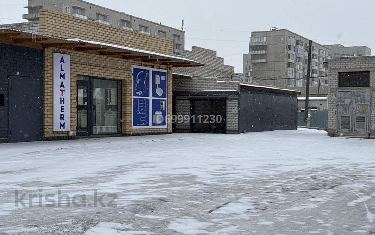 Еркін, кеңселер, дүкендер мен бутиктер, қоймалар · 50 м², бағасы: 250 000 ₸ в Семее, Красный Кордон — фото 2