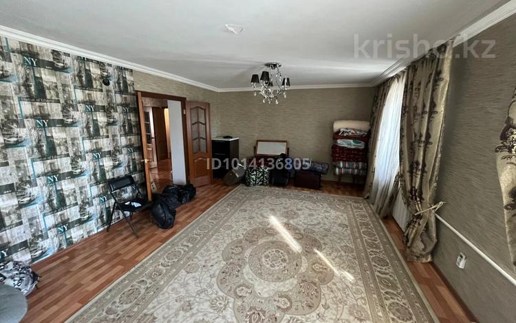 4-бөлмелі пәтер · 86 м², Сатпаев 25 — Сатпаев - кульманова, бағасы: 25 млн ₸ в Атырау — фото 2