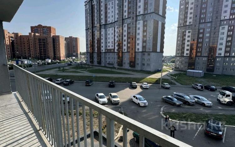 3-бөлмелі пәтер · 76 м² · 3/17 қабат, Горького 12, бағасы: 26.5 млн ₸ в Петропавловске — фото 2