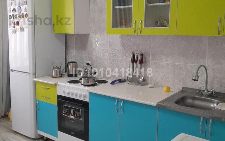 1-бөлмелі пәтер · 42 м² · 5/9 қабат, Б. Александрова 1 — Автовокзал, дворец спорта, бағасы: 13.5 млн ₸ в Усть-Каменогорске, Ульбинский — фото 2