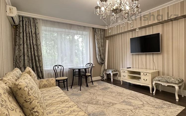 1-комнатная квартира · 48 м² · 3/5 этаж, проспект достык 111 за 280 000 ₸ в Алматы, Медеуский р-н — фото 2