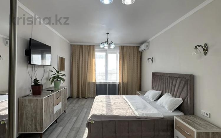2-бөлмелі пәтер · 80 м² · 4/18 қабат, Брусиловского 167, бағасы: 20 000 ₸ в Алматы, Алмалинский р-н — фото 8