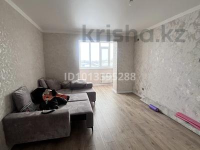 1-комнатная квартира · 56 м² · 3/5 этаж, мкр Жулдыз 49/2 за 11 000 ₸ в Уральске