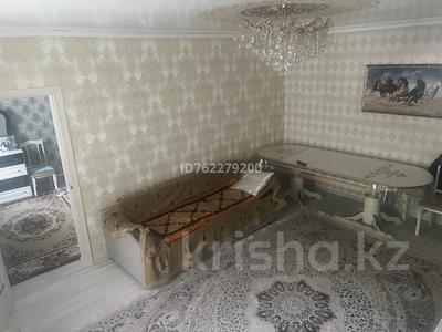 3-комнатная квартира · 62 м², Молдагулова 63 за 6 млн ₸ в 
