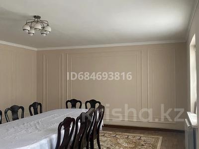 Отдельный дом · 6 комнат · 185 м² · 9.8 сот., 2 пер Мөңке би 6 за 39.9 млн 〒 в Таразе