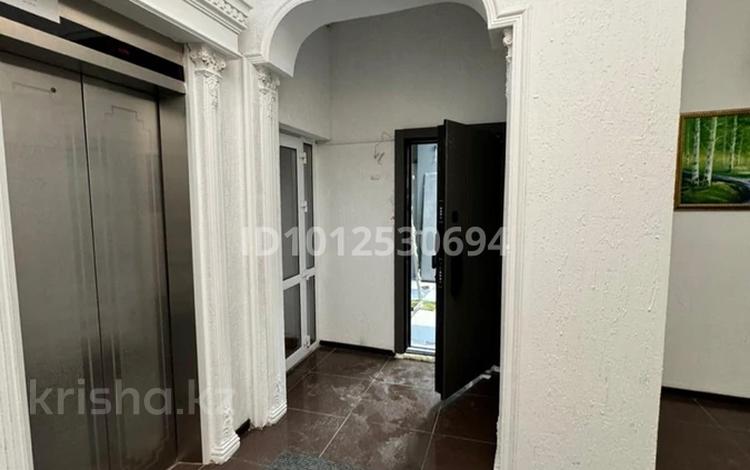 Офисы, салоны красоты, медцентры и аптеки, образование · 80 м² за 50 млн ₸ в Астане, Есильский р-н — фото 2
