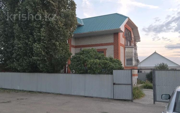 Жеке үй · 2 бөлме · 150 м² · 8 жүзд., 41-разъезд ш/а., бағасы: 32 млн ₸ в Актобе, мкр 41-й разъезд — фото 7