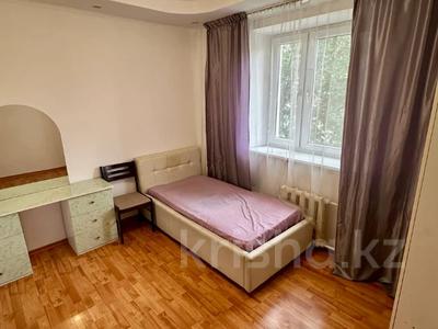 3-комнатная квартира · 72.5 м² · 4/5 этаж, Назарбаева — Аль-Фараби за 66 млн ₸ в Алматы, Бостандыкский р-н
