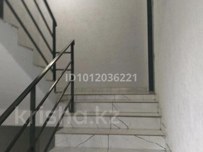 3-бөлмелі пәтер · 96 м² · 5/5 қабат, ул. Малика Габдуллина 34, бағасы: 48 млн ₸ в Кокшетау