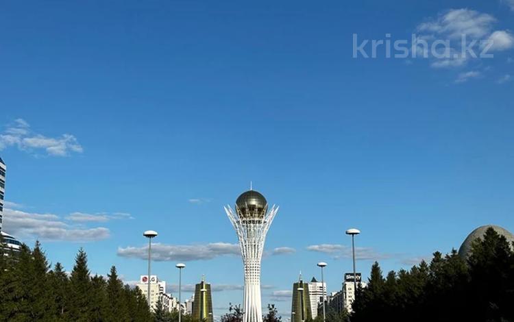 6-комнатная квартира · 174 м² · 7/33 этаж, Достык 5 за 150 млн ₸ в Астане, Есильский р-н — фото 2