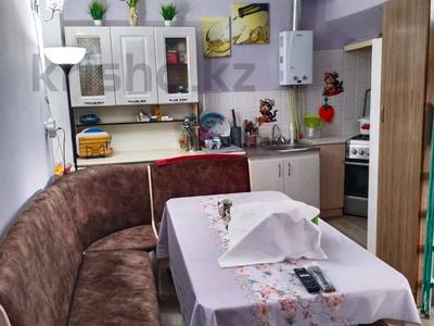 Жеке үй · 3 бөлме · 74 м² · 2.5 жүзд., Рашидова 81/4 — Сурикова, бағасы: 24.5 млн ₸ в Шымкенте, Аль-Фарабийский р-н