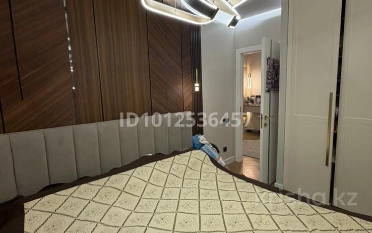 2-бөлмелі пәтер · 64 м² · 1/10 қабат, мкр Шугыла, Алтын орда 6/7 — Корпус 4, бағасы: 33 млн ₸ в Алматы, Наурызбайский р-н — фото 2