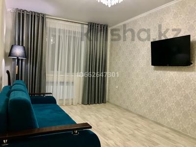2-бөлмелі пәтер · 70 м² · 2/6 қабат, Нур 5 — Толе Би, бағасы: 220 000 〒 в Уральске
