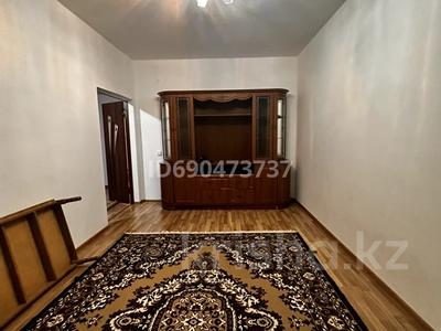 3-бөлмелі пәтер, 65 м², 5/5 қабат ай сайын, Шаменова 45, бағасы: 110 000 〒 в 