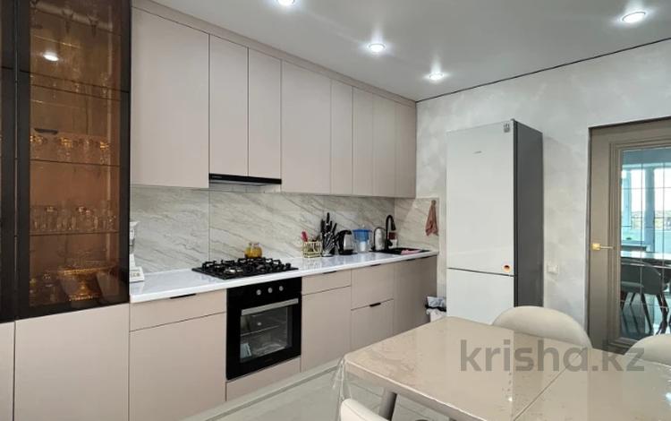 2-бөлмелі пәтер · 85 м² · 7/9 қабат, мкр. Алтын орда, бағасы: 31.6 млн ₸ в Актобе — фото 11